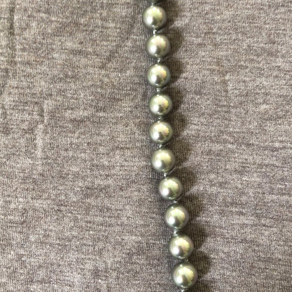 Target Dean Harris NWT green pearl long neckace - Picture 3 of 5